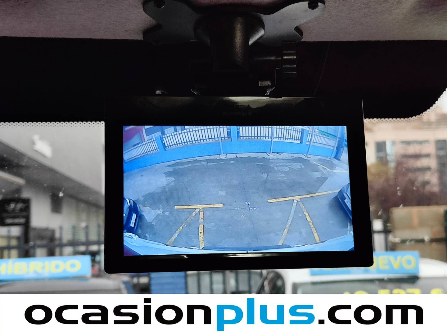 Foto Iveco Daily Iveco Daily 2.3 TD 35S 16 3520/H2 (156 CV) Camperizada