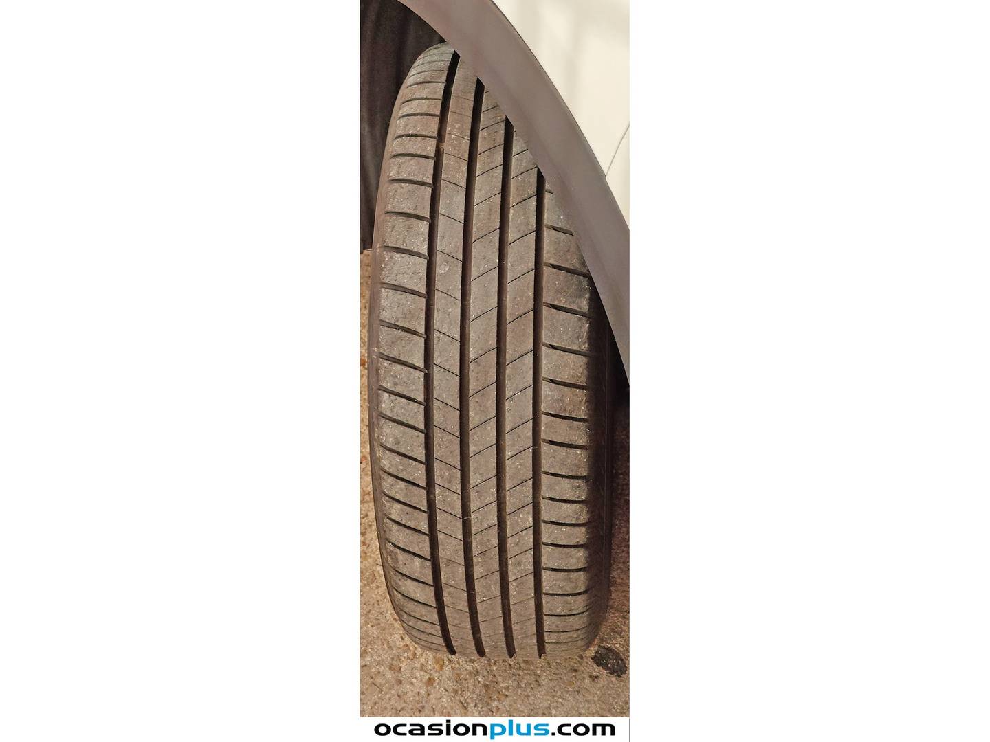 Foto Mitsubishi Eclipse Cross Mitsubishi Eclipse Cross 2.4 PHEV Kaiteki 4WD Auto (188 CV)