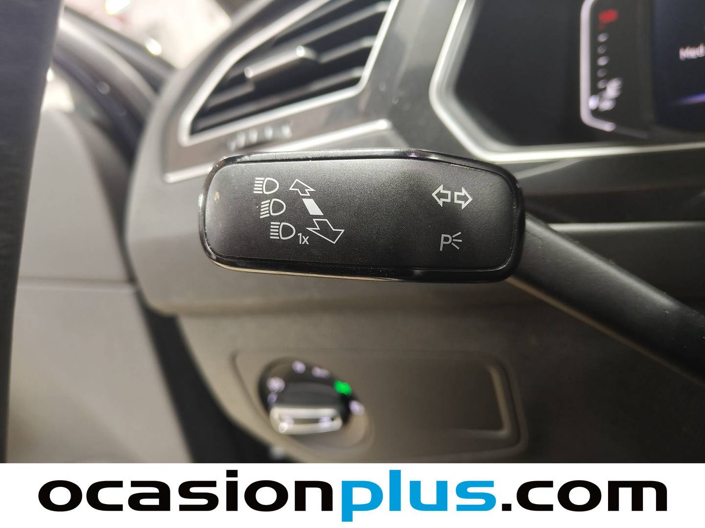 Foto Volkswagen Tiguan Volkswagen Tiguan Sport 1.5 TSI (150 CV) DSG Pack R-Line