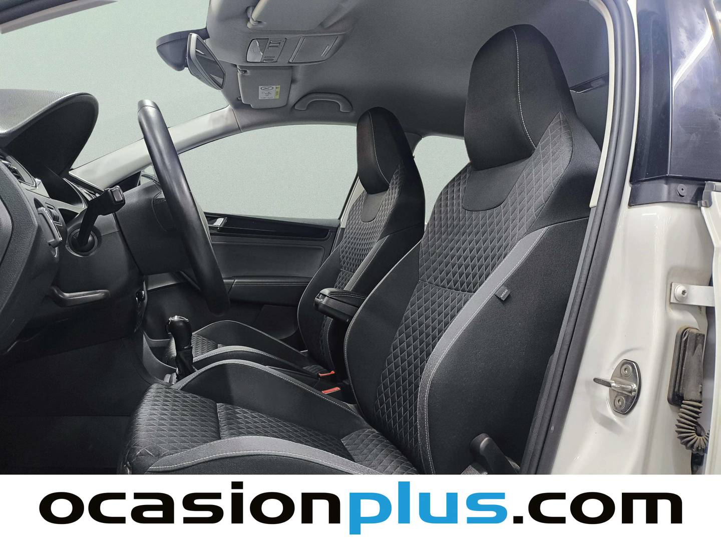 Foto asientos delanteros Skoda Spaceback Skoda Spaceback 1.4 TSI Like DSG (125 CV)