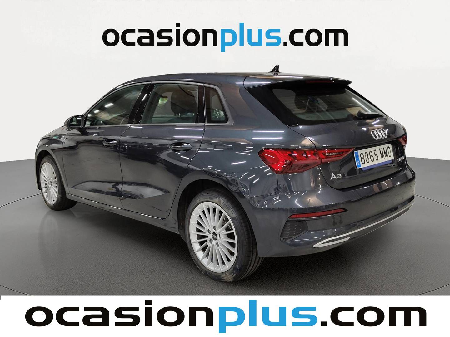 Foto trasera Audi A3 Audi A3 Sportback Advanced 30 TFSI (110 CV) S tronic derecha