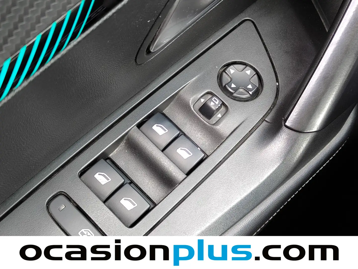 Foto Peugeot 2008 Peugeot 2008 BlueHDi 110 Allure (110 CV)