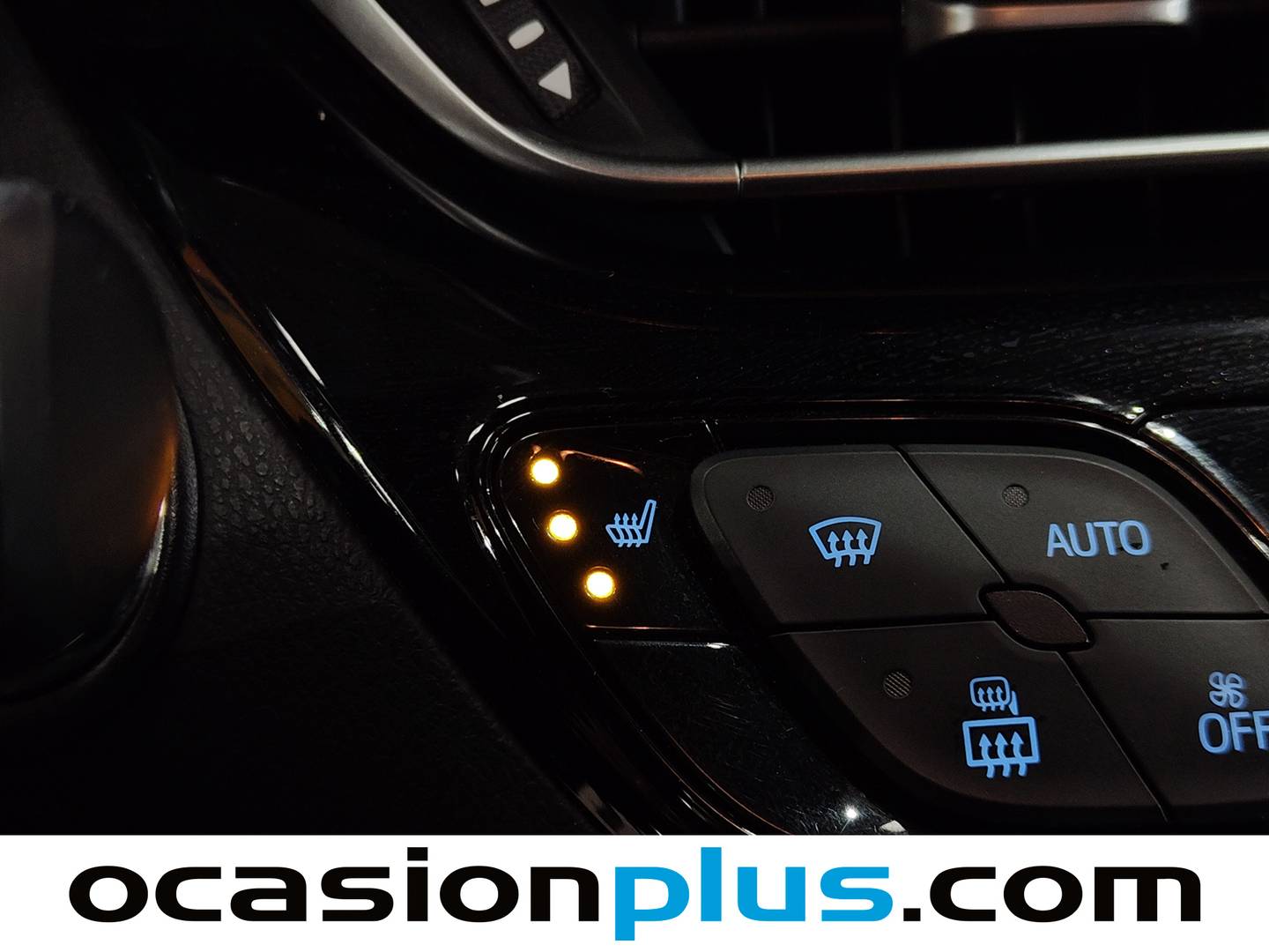 Foto Toyota C-HR Toyota C-HR 1.8 125H Advance (122 CV)