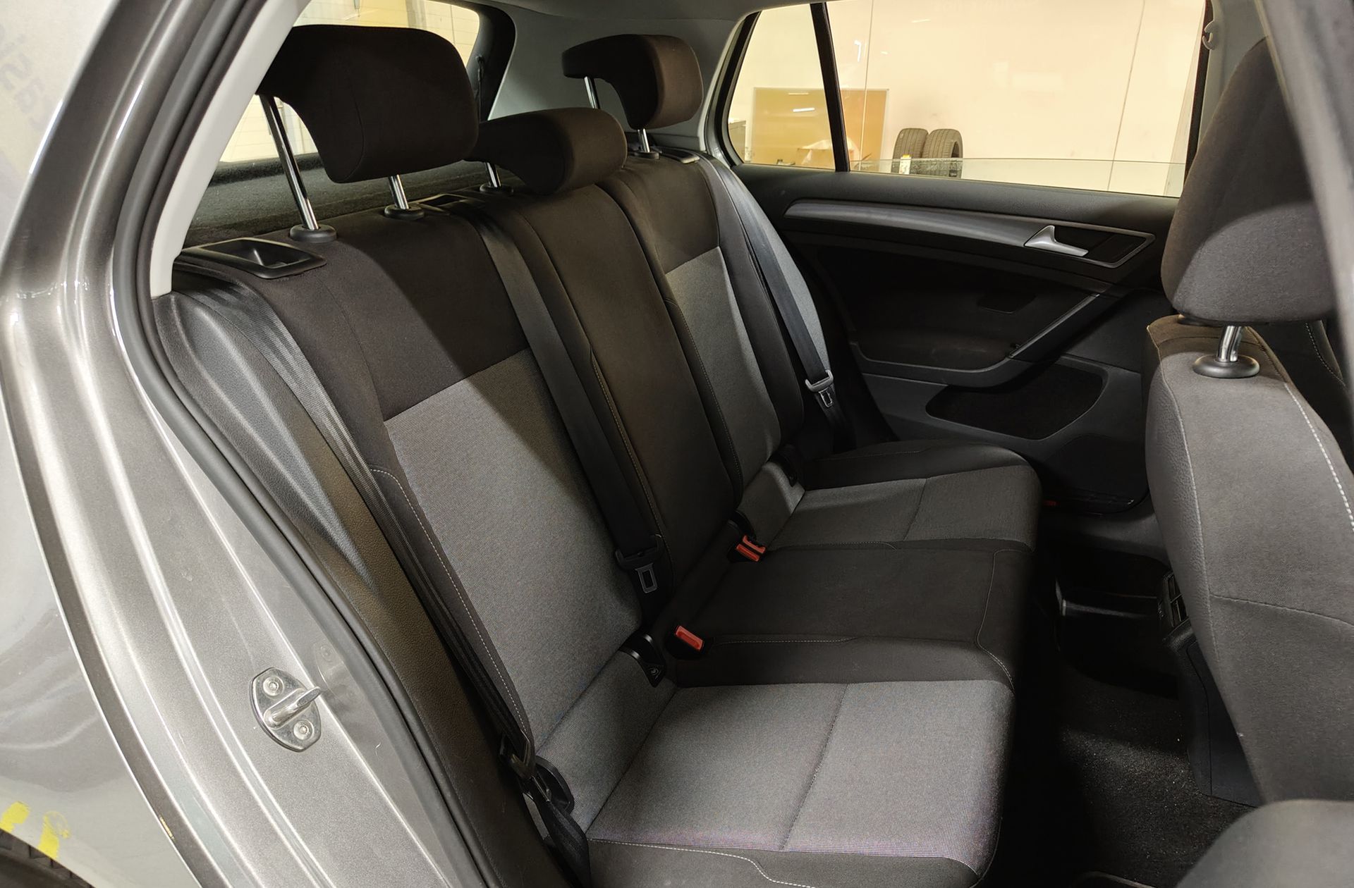 Volkswagen Golf Business 1.6 TDI BMT DSG - foto 13