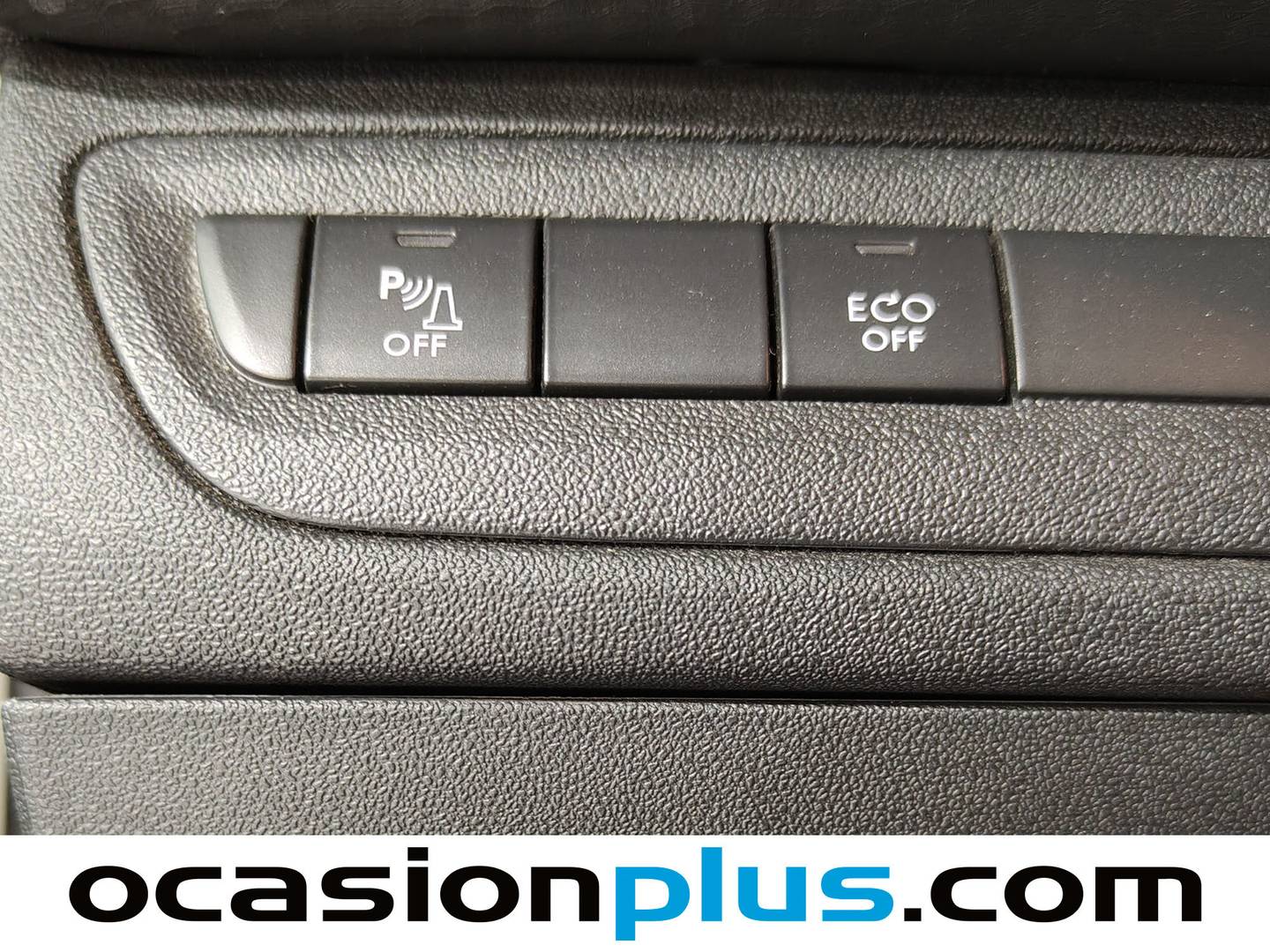 Acabados Peugeot 2008 Peugeot 2008 PureTech 110 S&S Allure (110 CV)