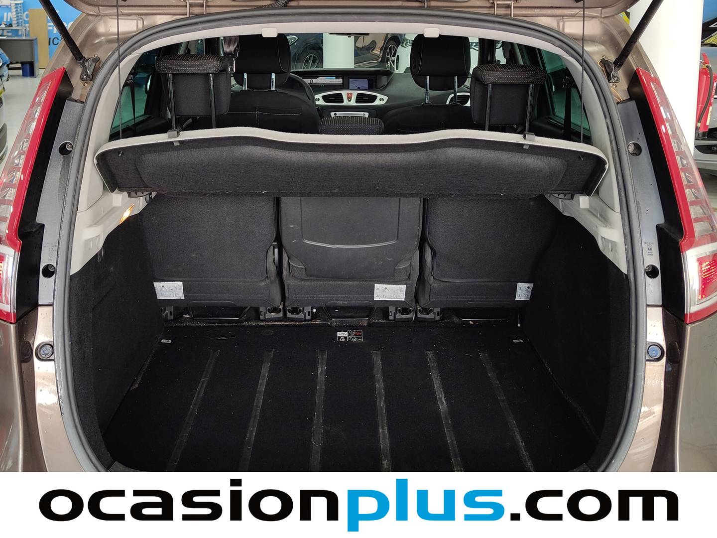 Foto asientos delanteros Renault Scénic Renault Scenic 1.9 dCi Family Edition (130 CV)