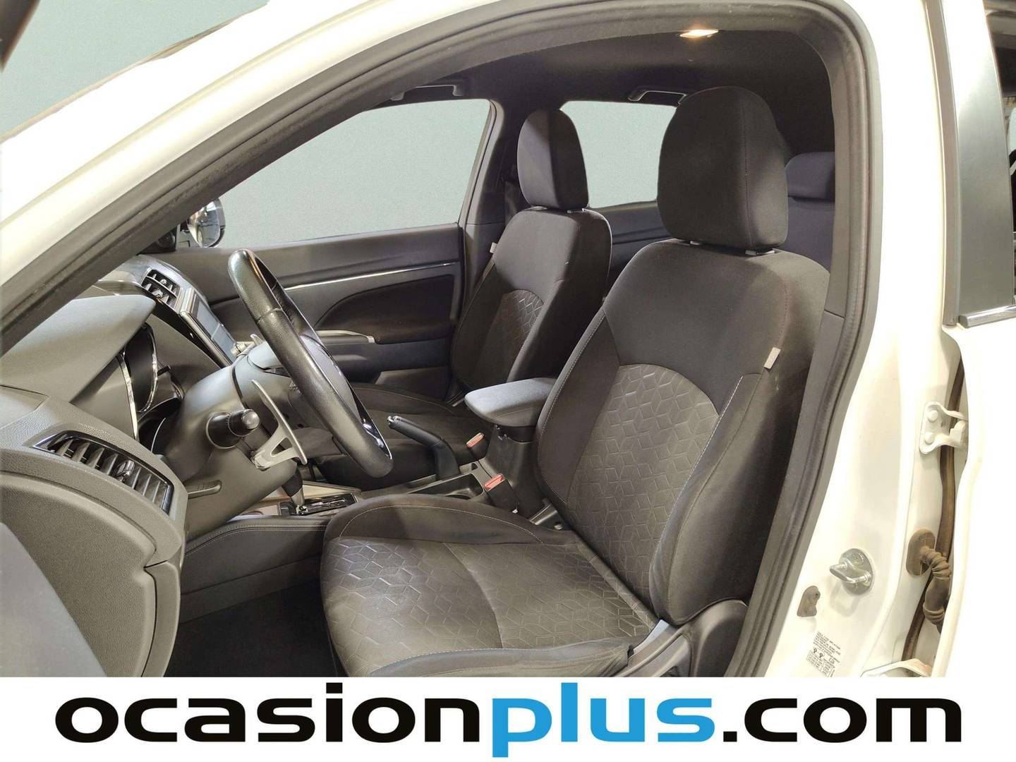 Foto asientos delanteros Mitsubishi ASX Mitsubishi ASX 200 MPI Motion CVT  (150 CV)