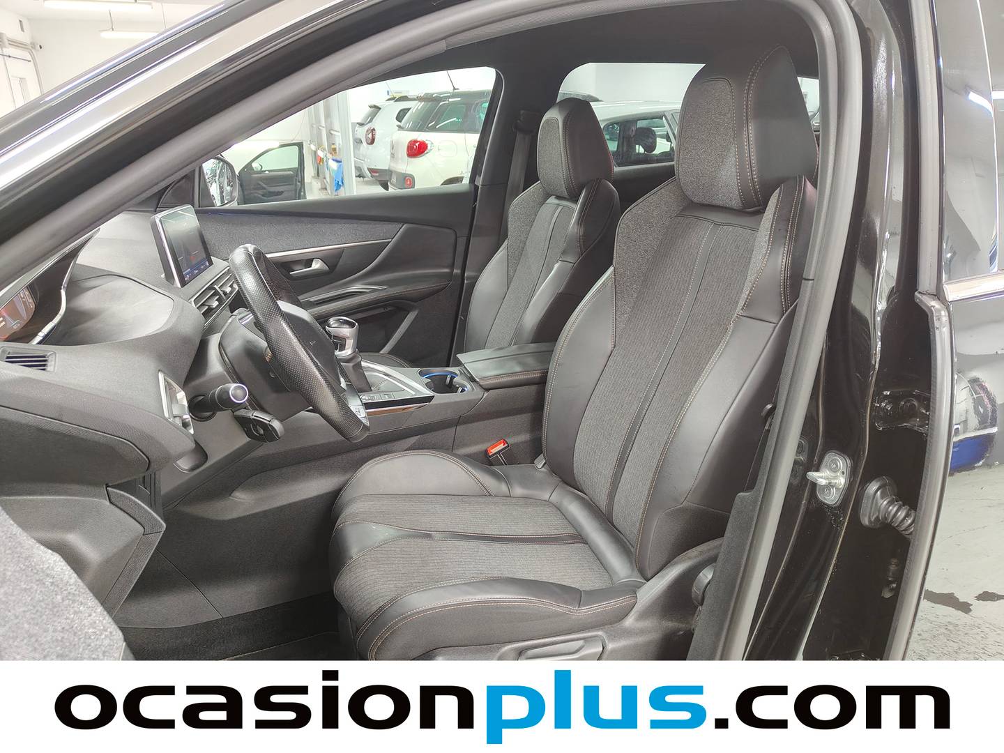 Foto asientos delanteros Peugeot 3008 Peugeot 3008 BlueHDI 130 S&S GT Line (130 CV)