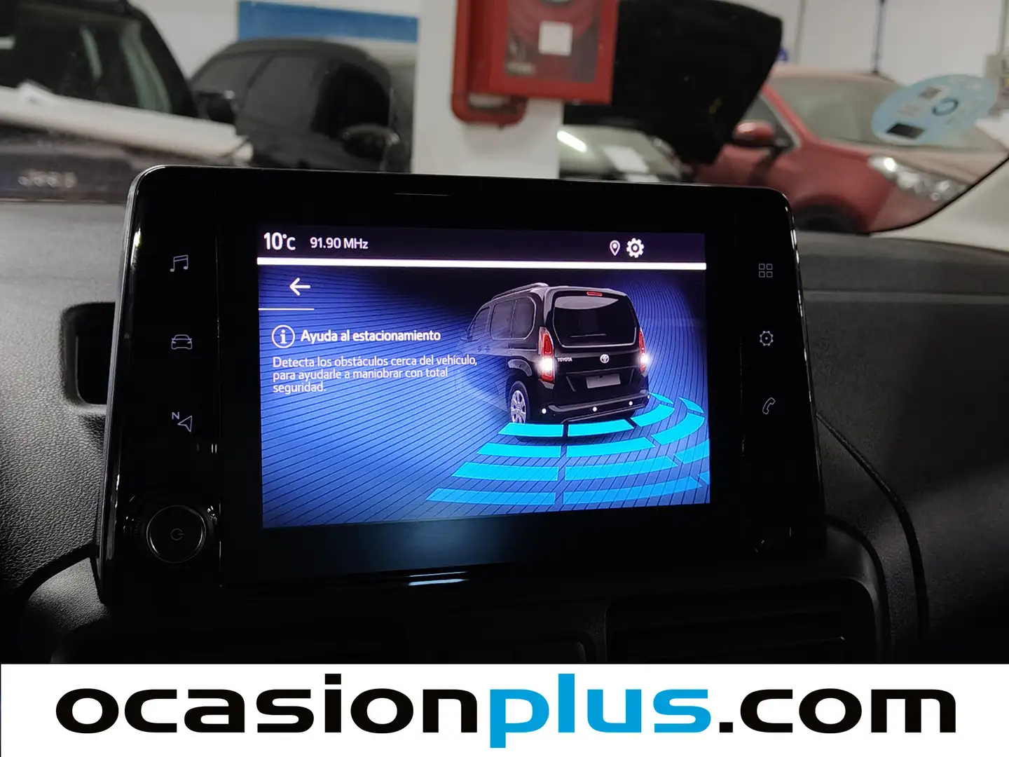 Foto Toyota Proace City Verso Toyota Proace City Verso 1.2 Family Active L1 Auto (131 CV)