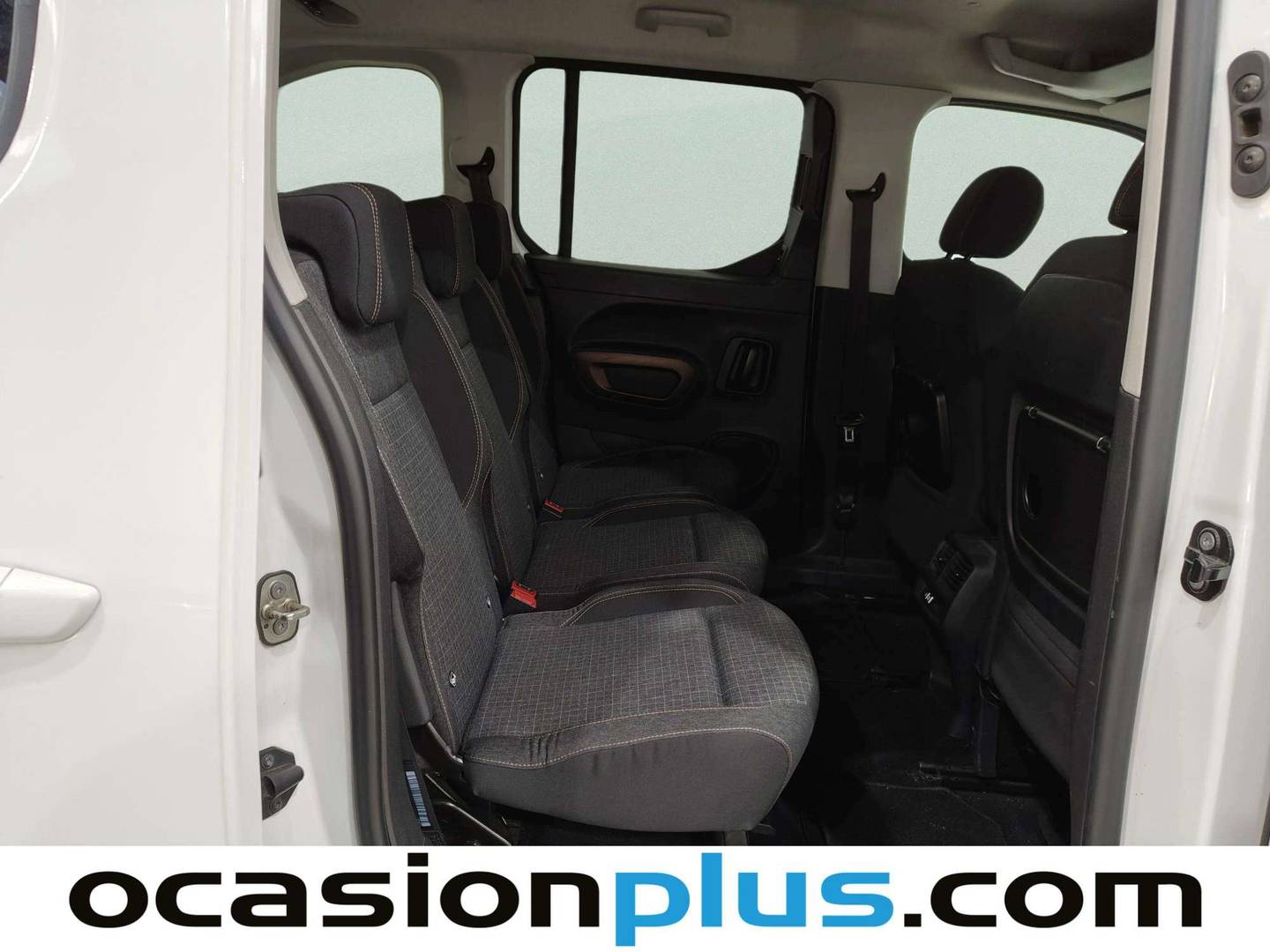 Foto Peugeot Rifter Peugeot Rifter BlueHDi 100 GT Line Standard (100 CV)