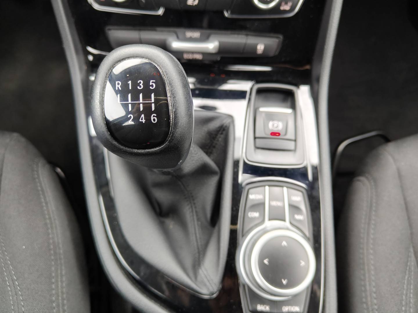 Foto BMW Serie 2 Active Tourer BMW Serie 2 218d Active Tourer (150 CV)