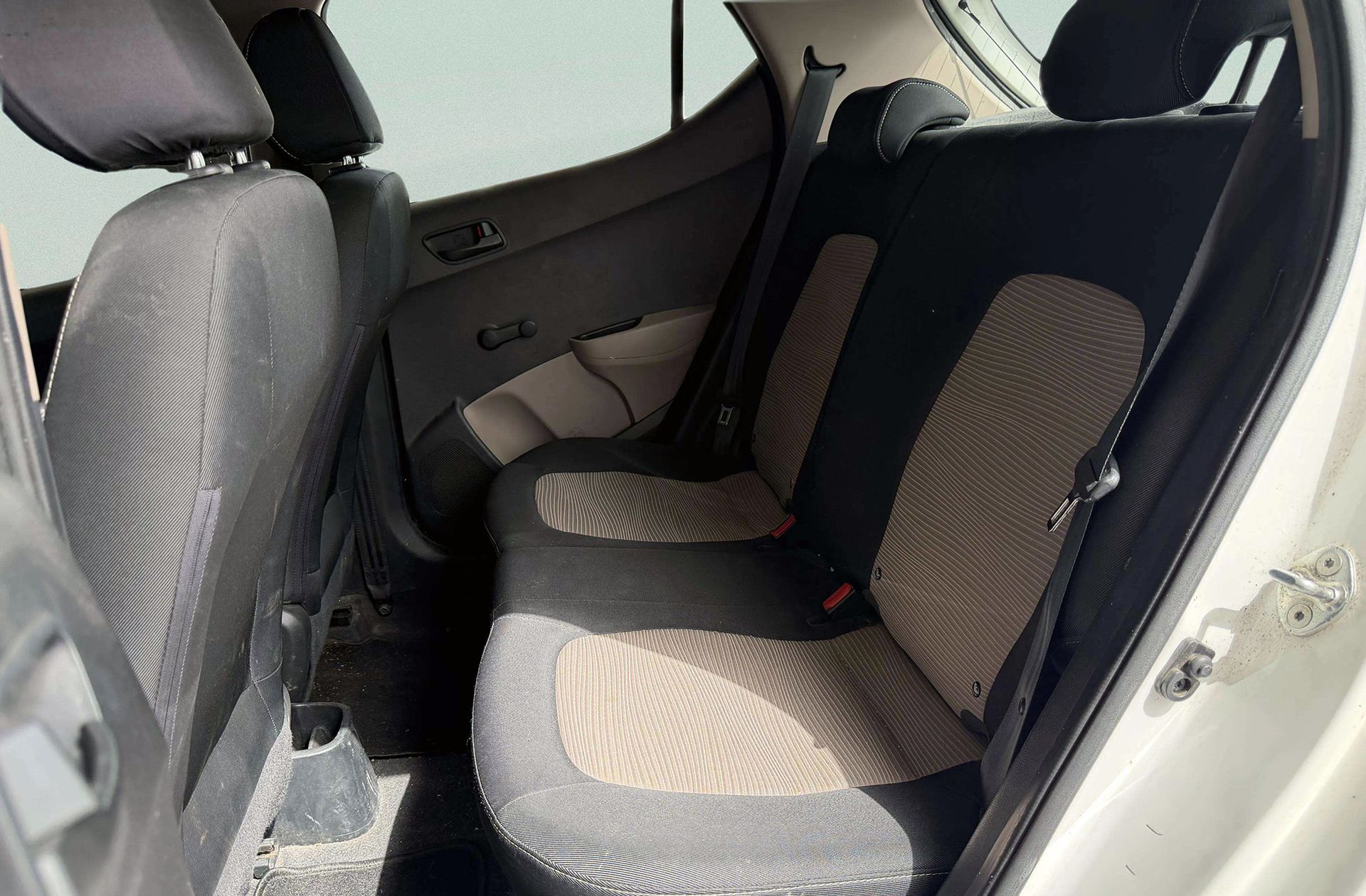 Hyundai i10 1.0 BlueDrive Klass - foto 9