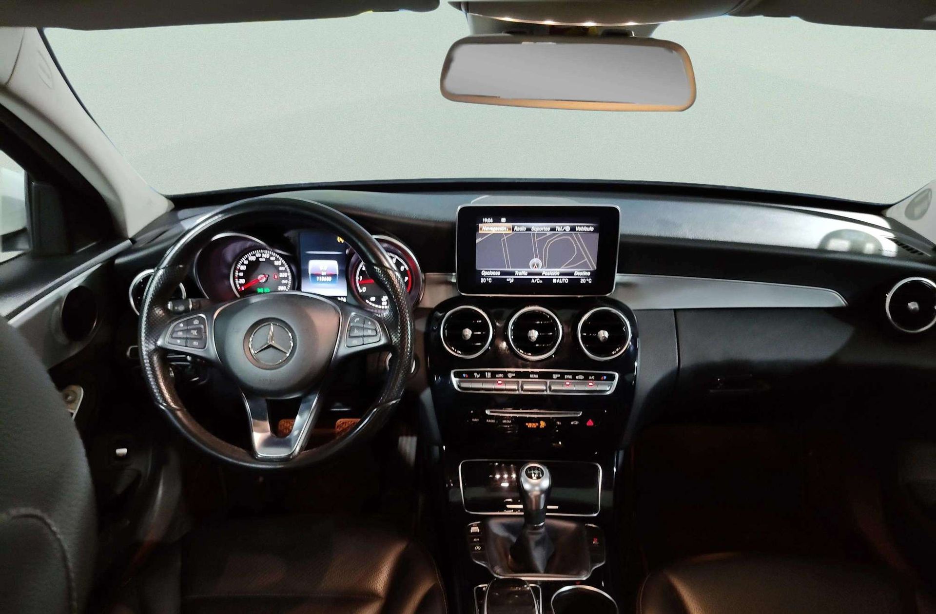 Mercedes-Benz Clase C 200 - foto 6