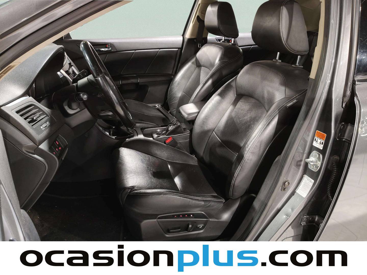 Foto asientos delanteros Suzuki Kizashi Suzuki Kizashi 2.4 Sport (178 CV)