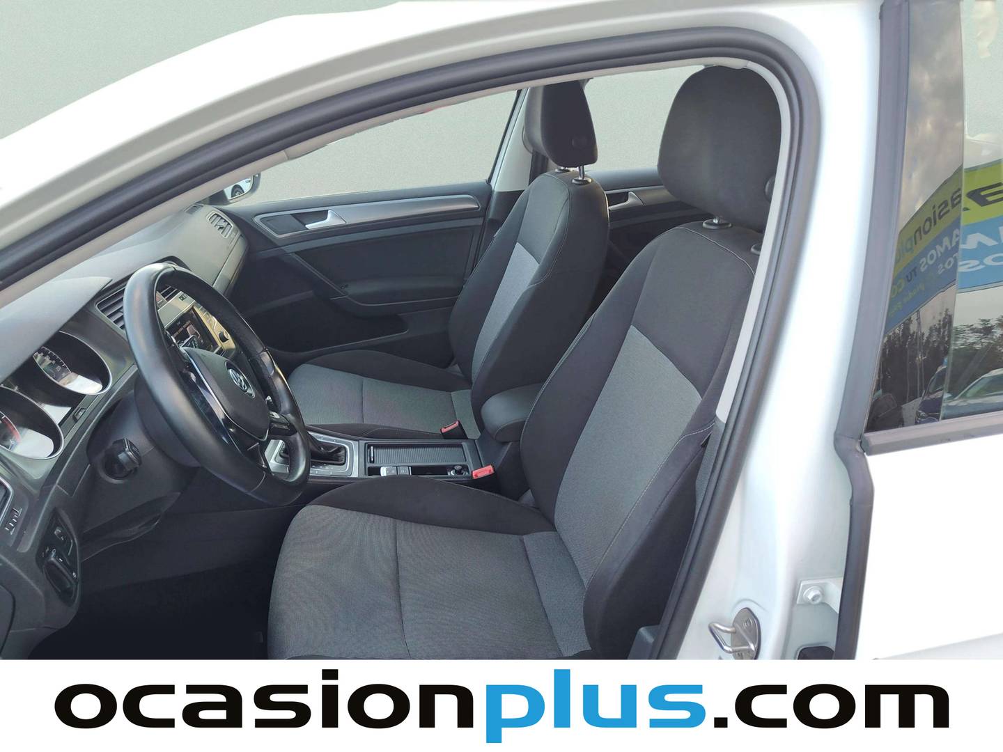 Foto asientos delanteros Volkswagen Golf Volkswagen Golf Variant Variant Business & Navi 1.6 TDI CR BMT (110 CV) DSG