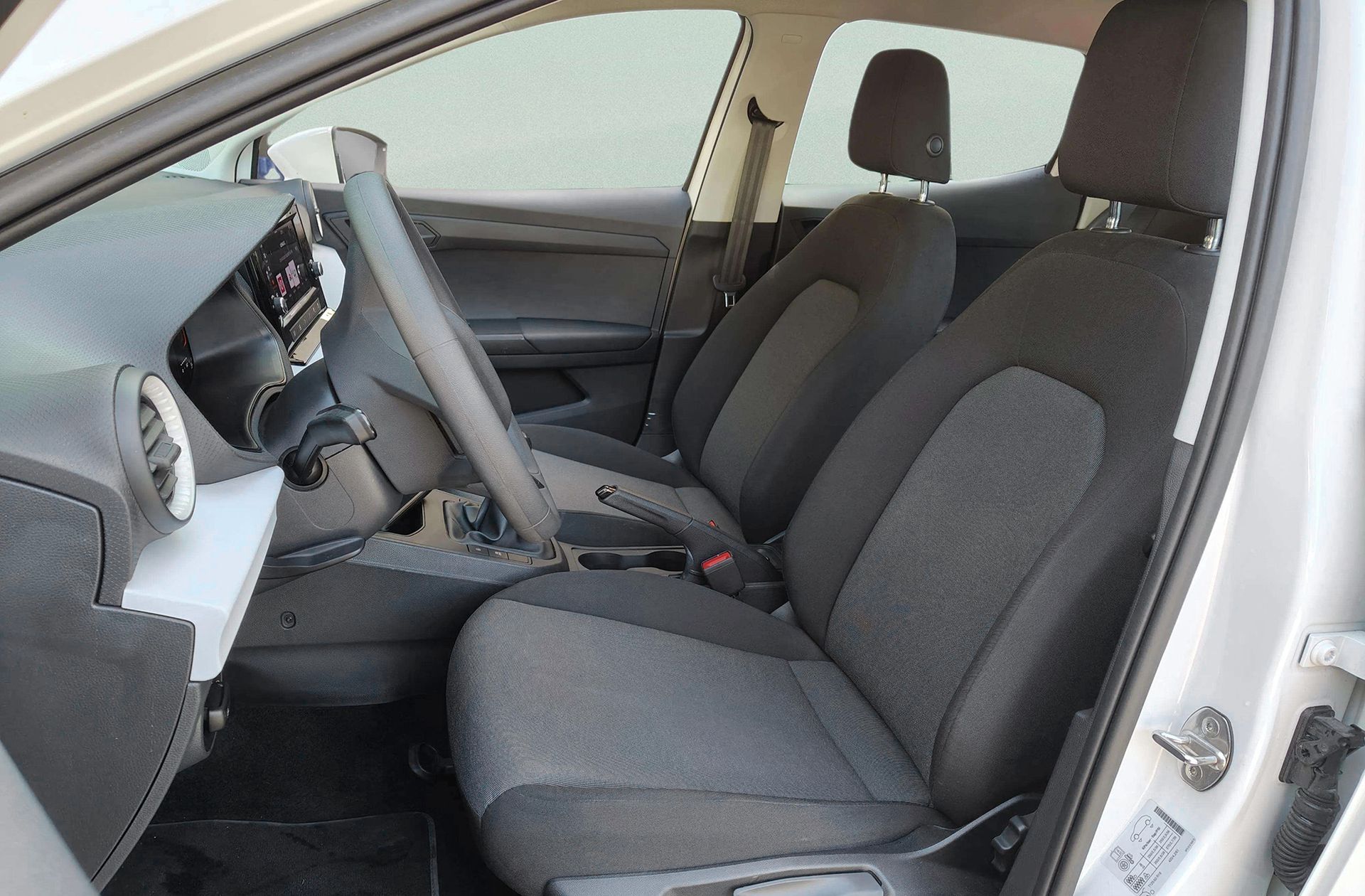 SEAT Ibiza 1.0 MPI Reference XM - foto 10
