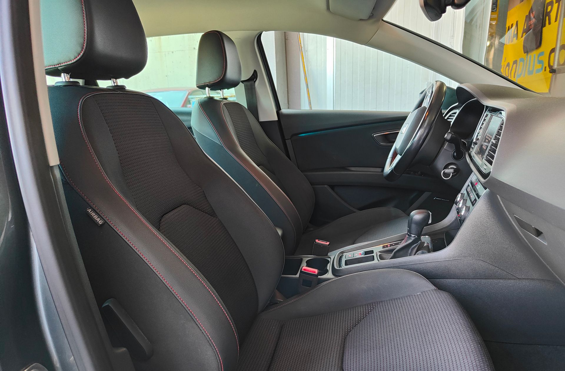 SEAT León ST 2.0 TDI FR DSG - foto 15