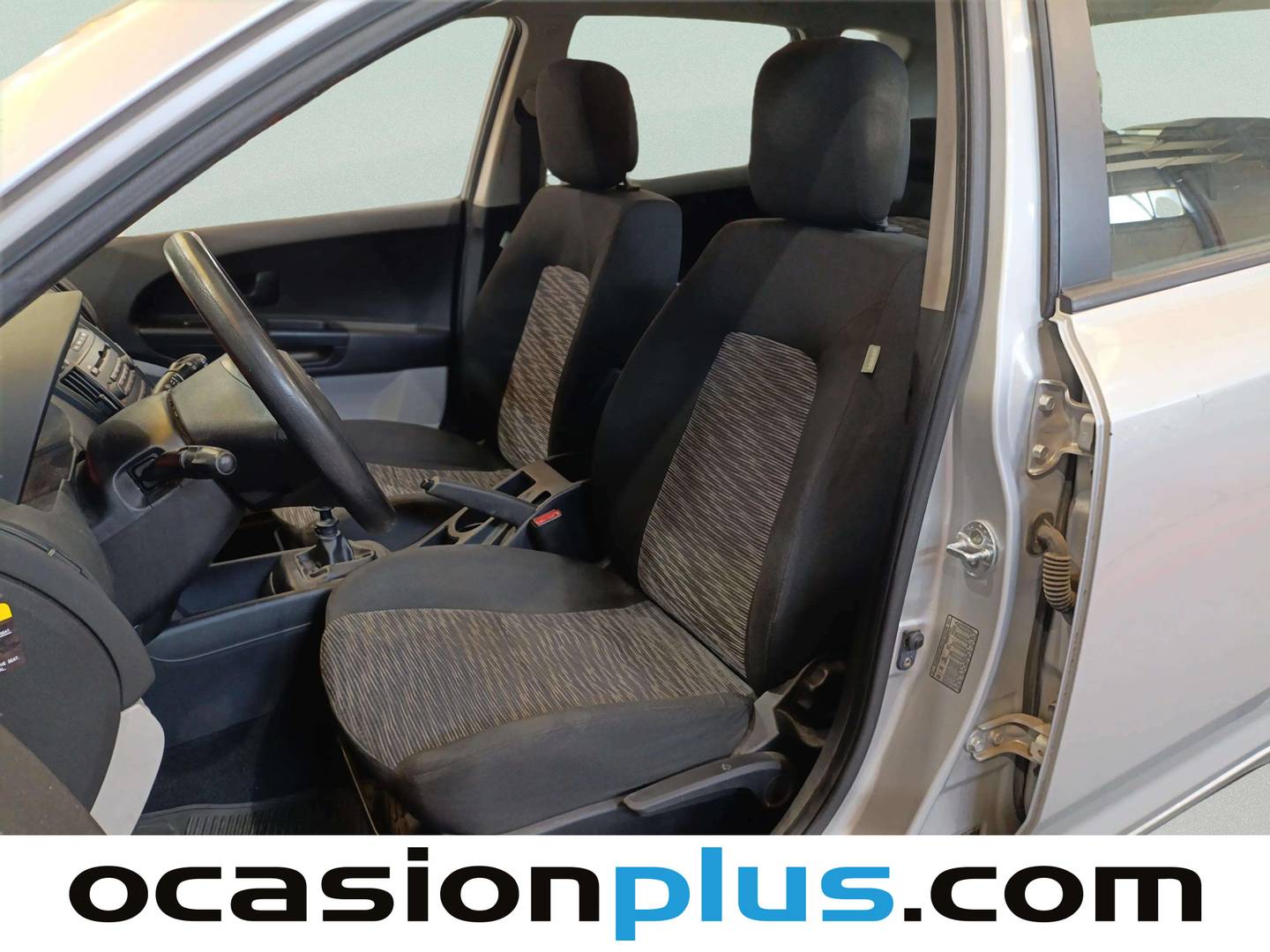 Foto asientos delanteros KIA Ceed KIA Ceed 1.4 CVVT Concept (109 CV)