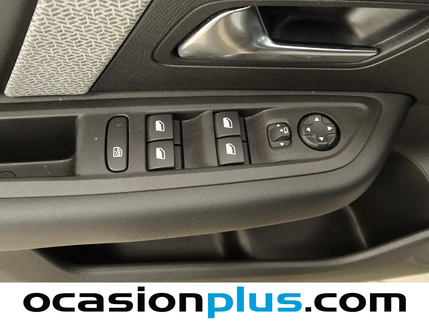 Foto Citroën C4 Citroen C4 PureTech 130 S&S 6v Plus (131 CV)