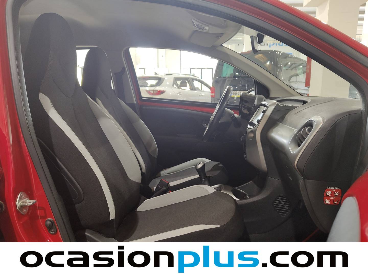 Toyota Aygo Toyota Aygo 70 x-play business (69 CV) km 0