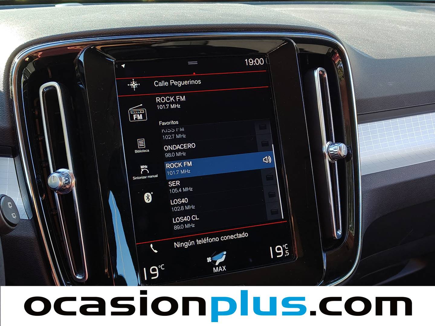 Foto Volvo XC40 Volvo XC40 T3 Momentum Pro Auto (163 CV)