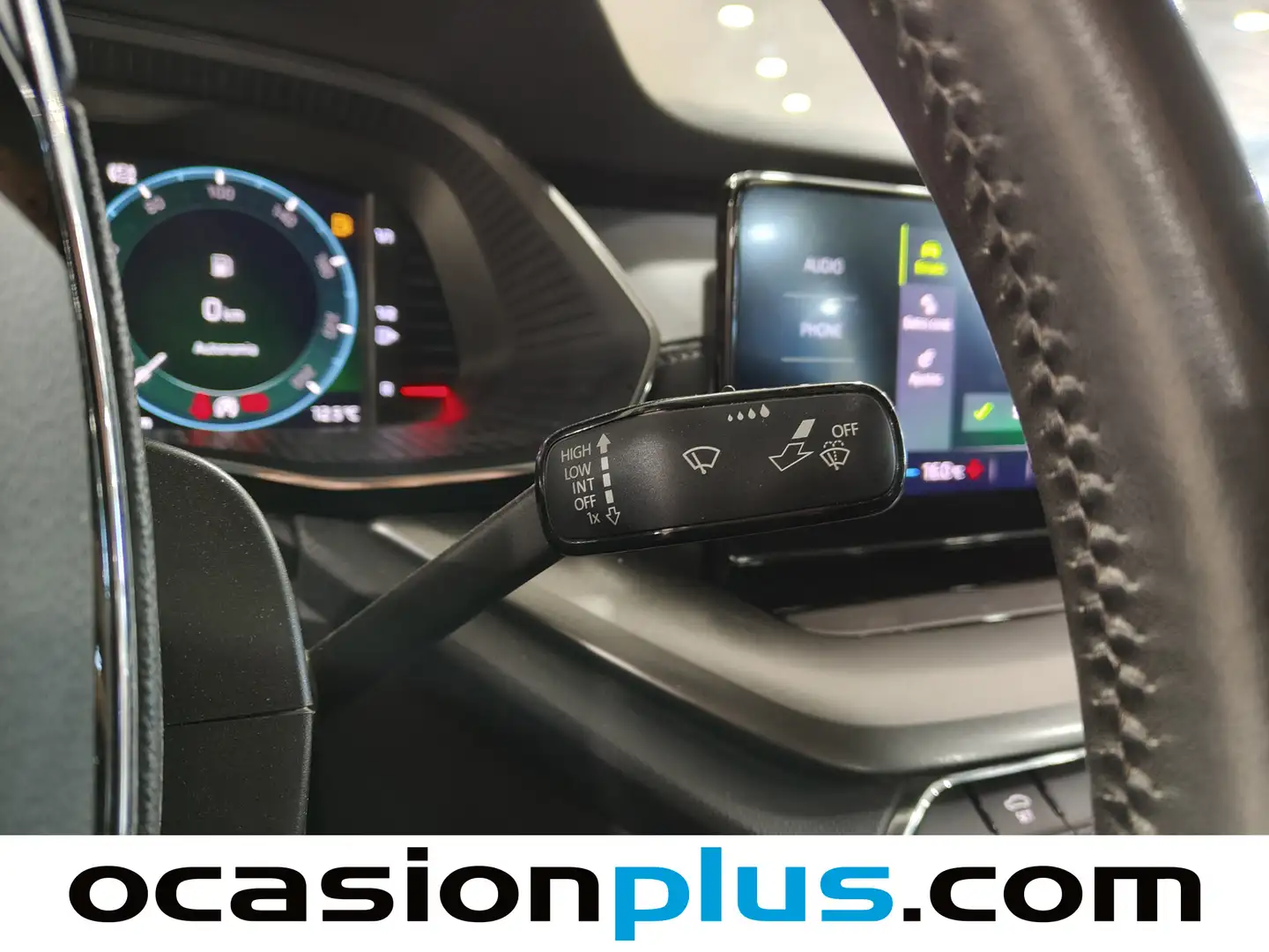 Foto Skoda Octavia Skoda Octavia 2.0 TDI Ambition DSG (150 CV)