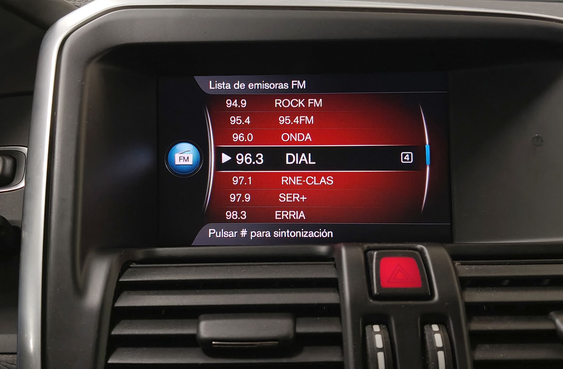 Volvo XC60 D3 Kinetic - foto 30