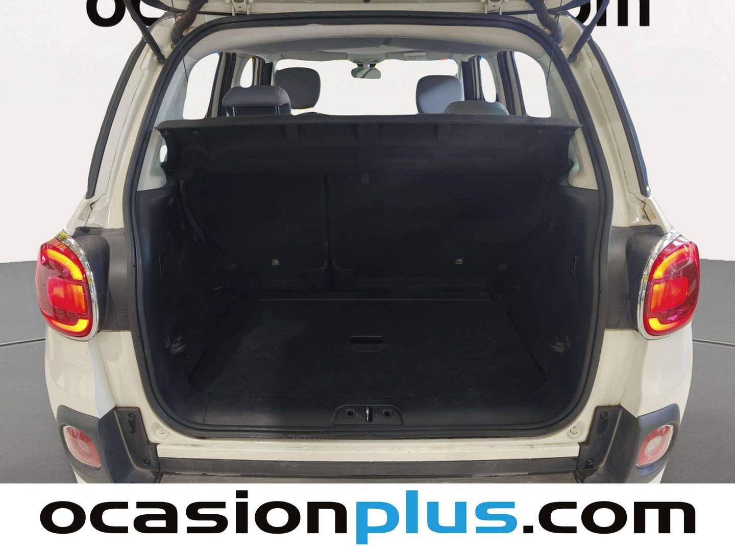 Fotos maletero Fiat 500L Fiat 500L 1.4 16v Pop Star (95 CV)