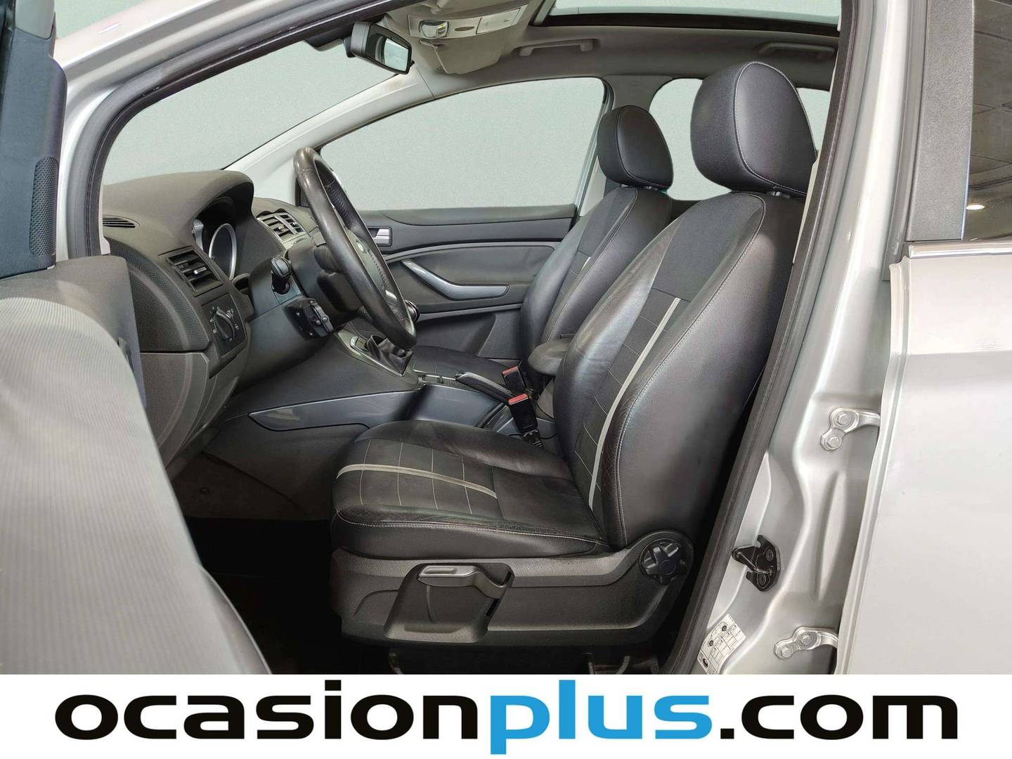 Foto asientos delanteros Ford Kuga Ford Kuga Kuga 2.0 TDCI Titanium 4x2 (140 CV)