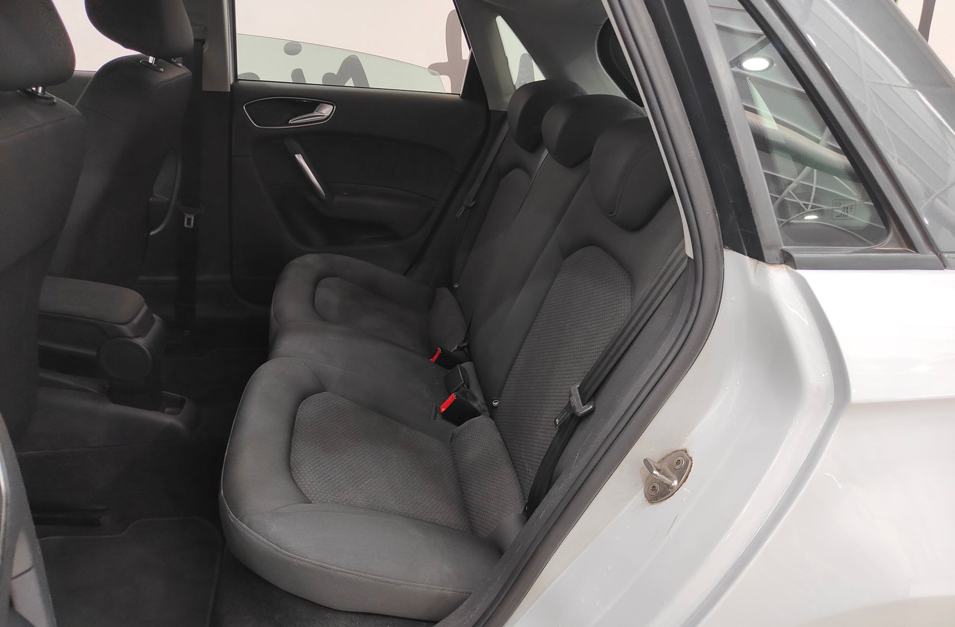 Audi A1 Sportback Attraction 1.0 TFSI - foto 9