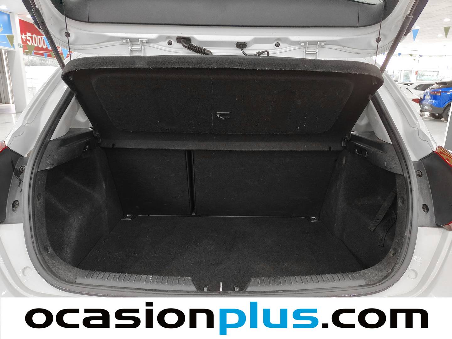 Fotos maletero KIA Ceed KIA Ceed 1.0 T-GDi Eco-Dynamics x-Tech (100 CV)