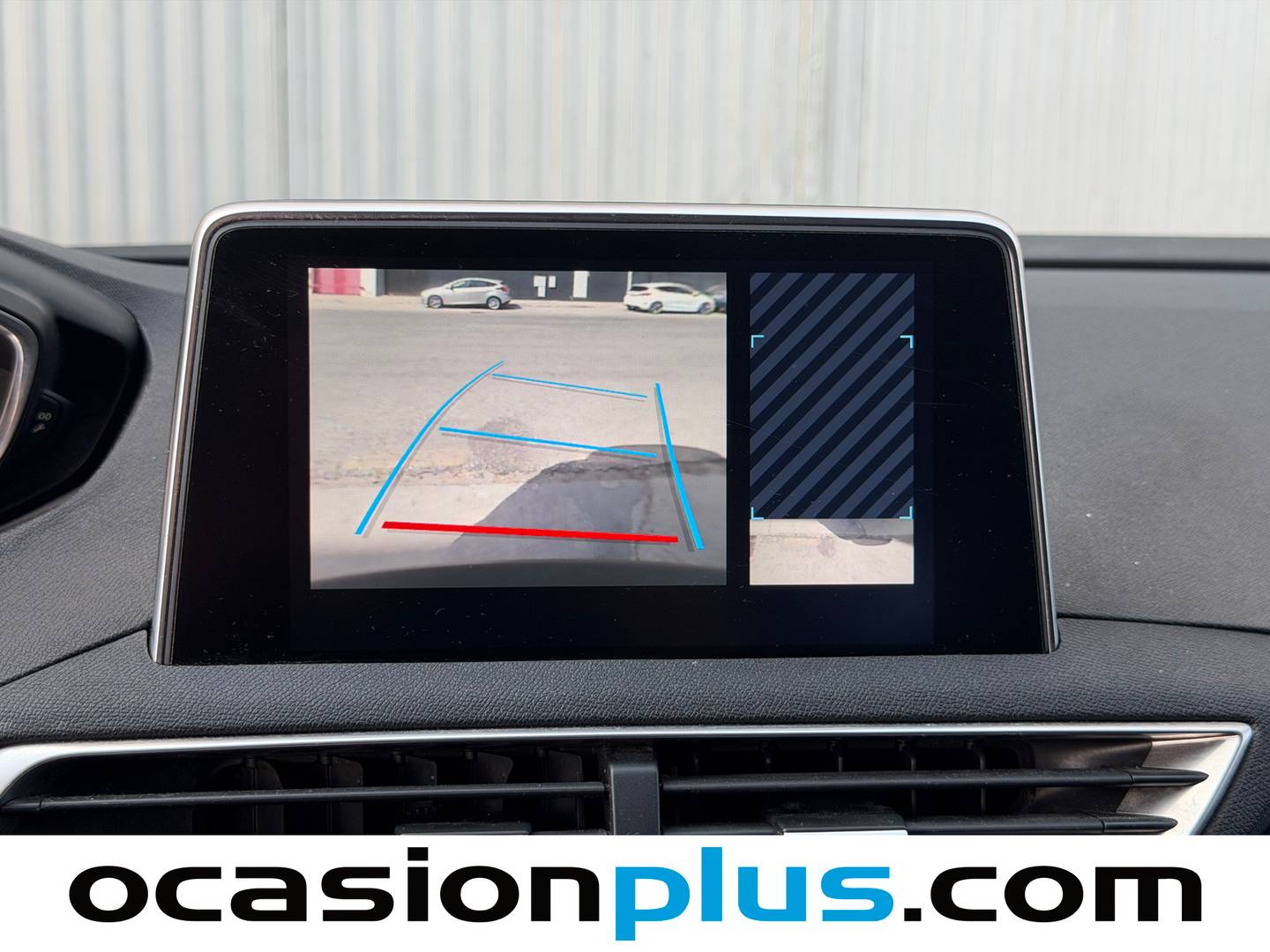 Equipamiento del Peugeot 5008 Peugeot 5008 1.2L PureTech S&S Active (130 CV) 7 Plazas
