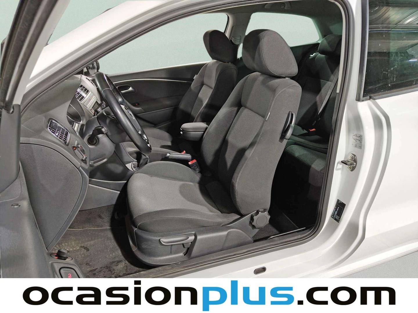Foto asientos delanteros Volkswagen Polo Volkswagen Polo Sport 1.2 TSI BMT (90 CV)