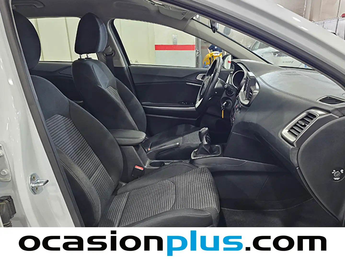 Foto KIA Ceed Kia Ceed 1.4 CVVT (100 CV)