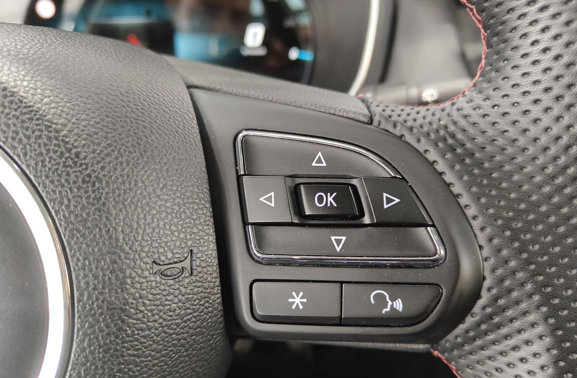 MG HS eHS 1.5 T-GDi PHEV Luxury - foto 29