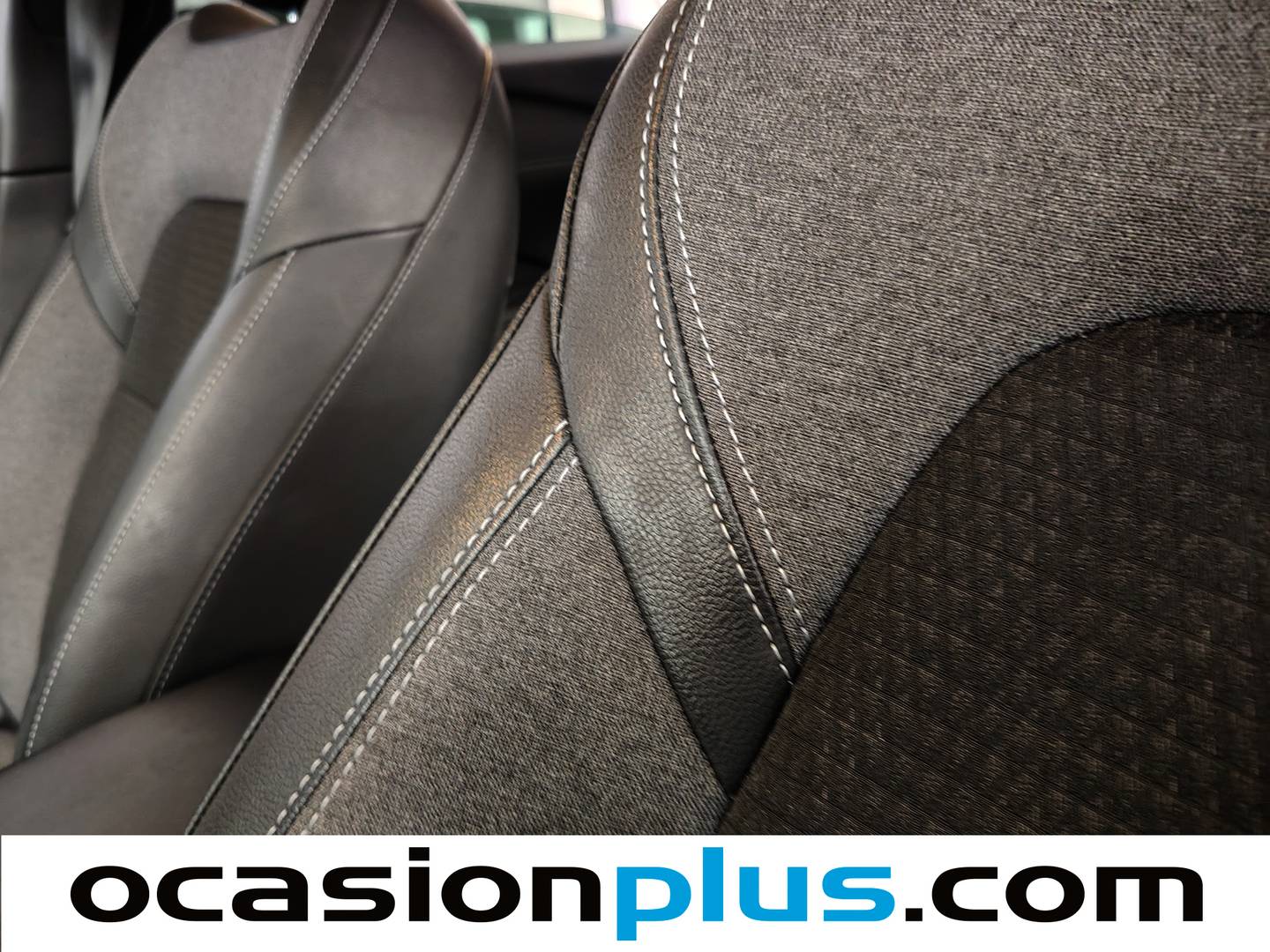 Foto asientos traseros Nissan QASHQAI Nissan Qashqai DIG-T 160 N-Connecta 4x2 CVT (158 CV)