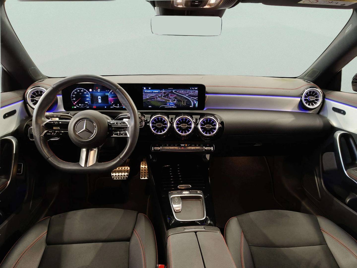 Foto Mercedes CLA Mercedes-Benz CLA Shooting Brake CLA Shooting Brake 220 d (190 CV) Pack AMG