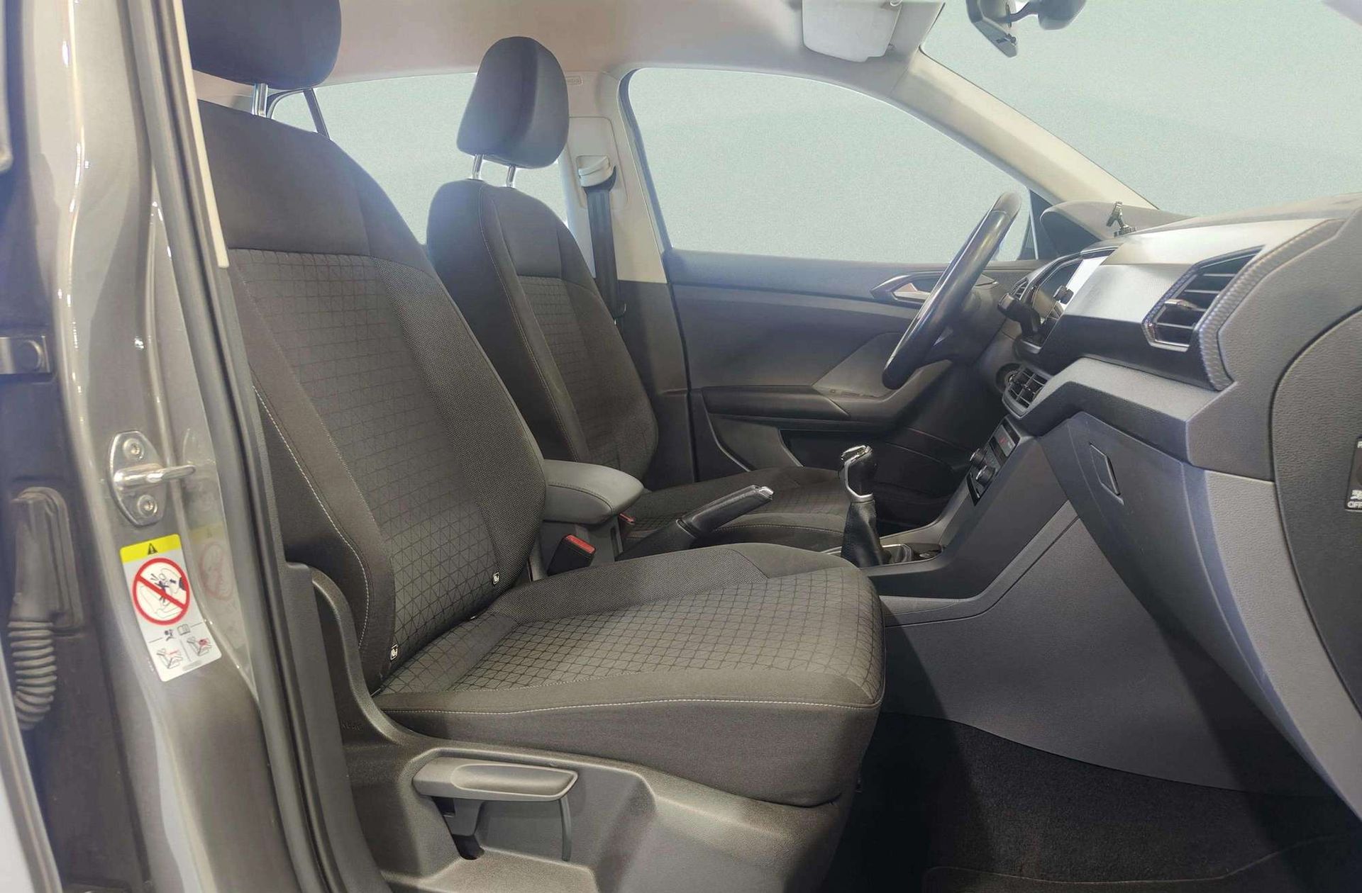 Volkswagen T-Cross Advance 1.0 TSI - foto 17