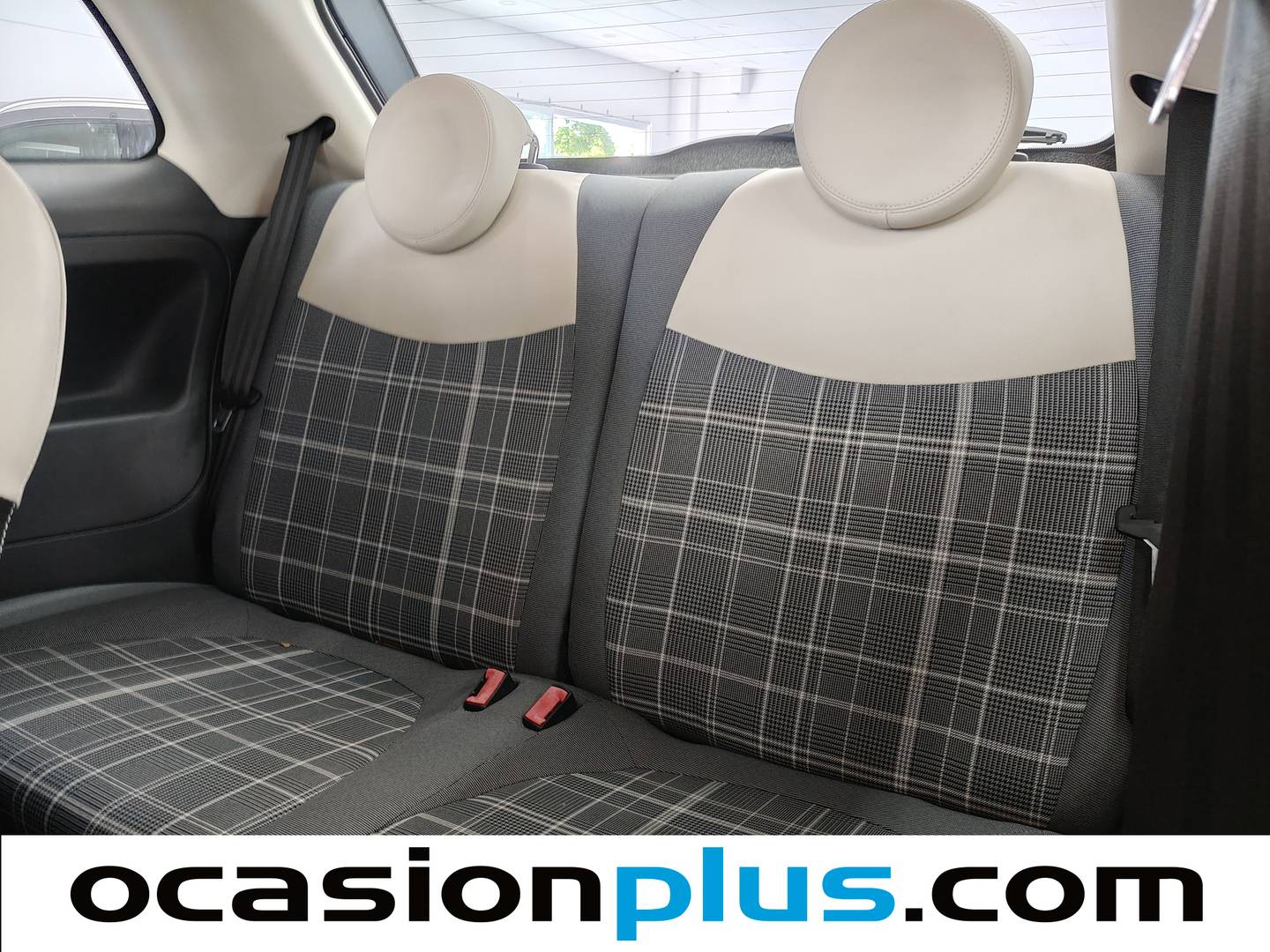 Foto asientos traseros Fiat 500 Fiat 500 1.2 8v Lounge (69 CV)