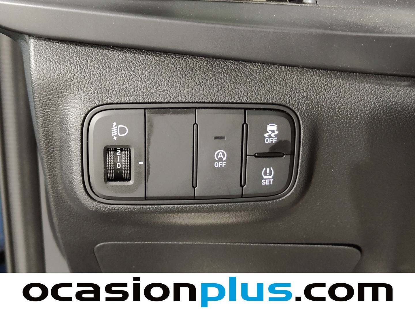 Foto Hyundai Bayon Hyundai Bayon 1.0 TGDI 48V Maxx DCT  (100 CV)