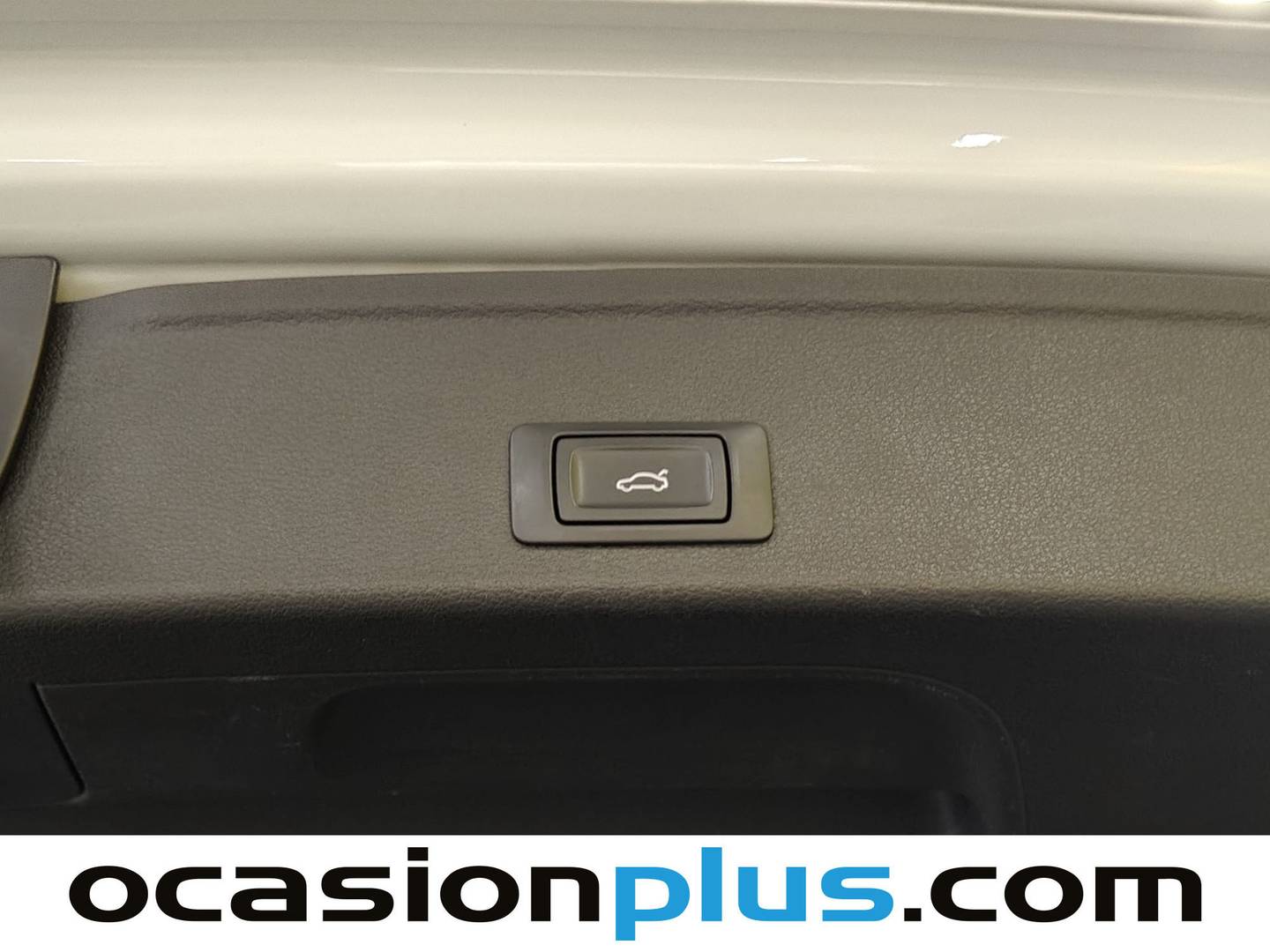 Equipamiento del Audi A4 Audi A4 Avant Advanced edition 2.0 TDI ultra (150 CV) S tronic