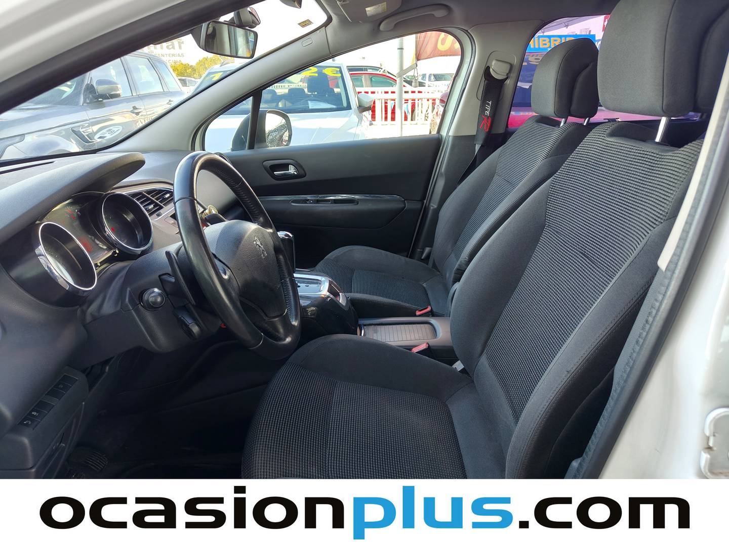 Foto Peugeot 5008 Peugeot 5008 1.6 e-HDI Active FAP ETG6 Blue Lion (115 CV) 7 Plazas