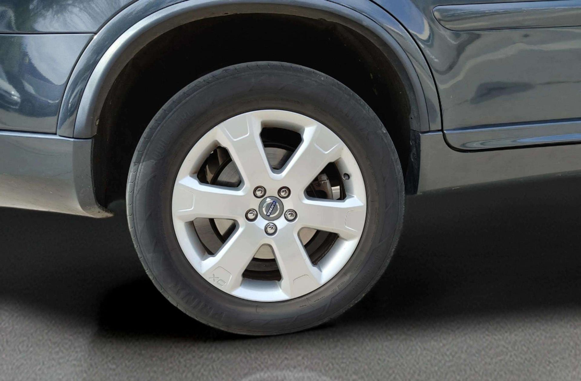 Volvo XC90 D5 Momentum AWD - foto 35