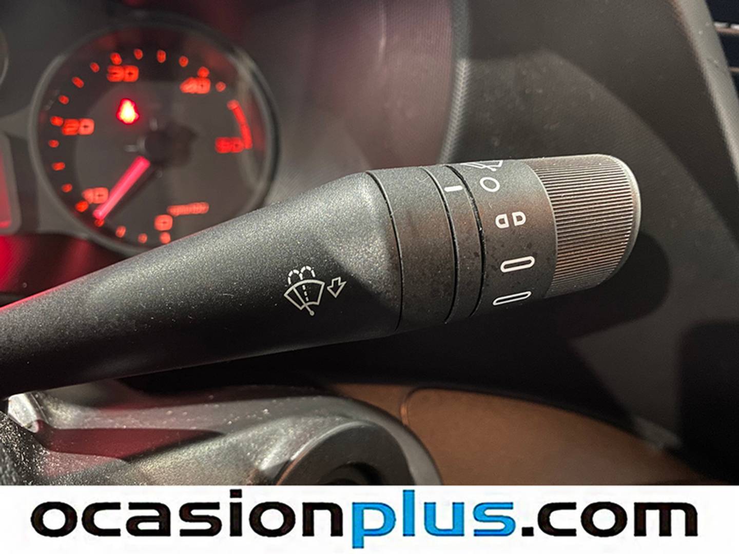 Foto Iveco Daily Iveco Daily Furgon 35S 16 V 3520L/H2 Auto (156 CV)