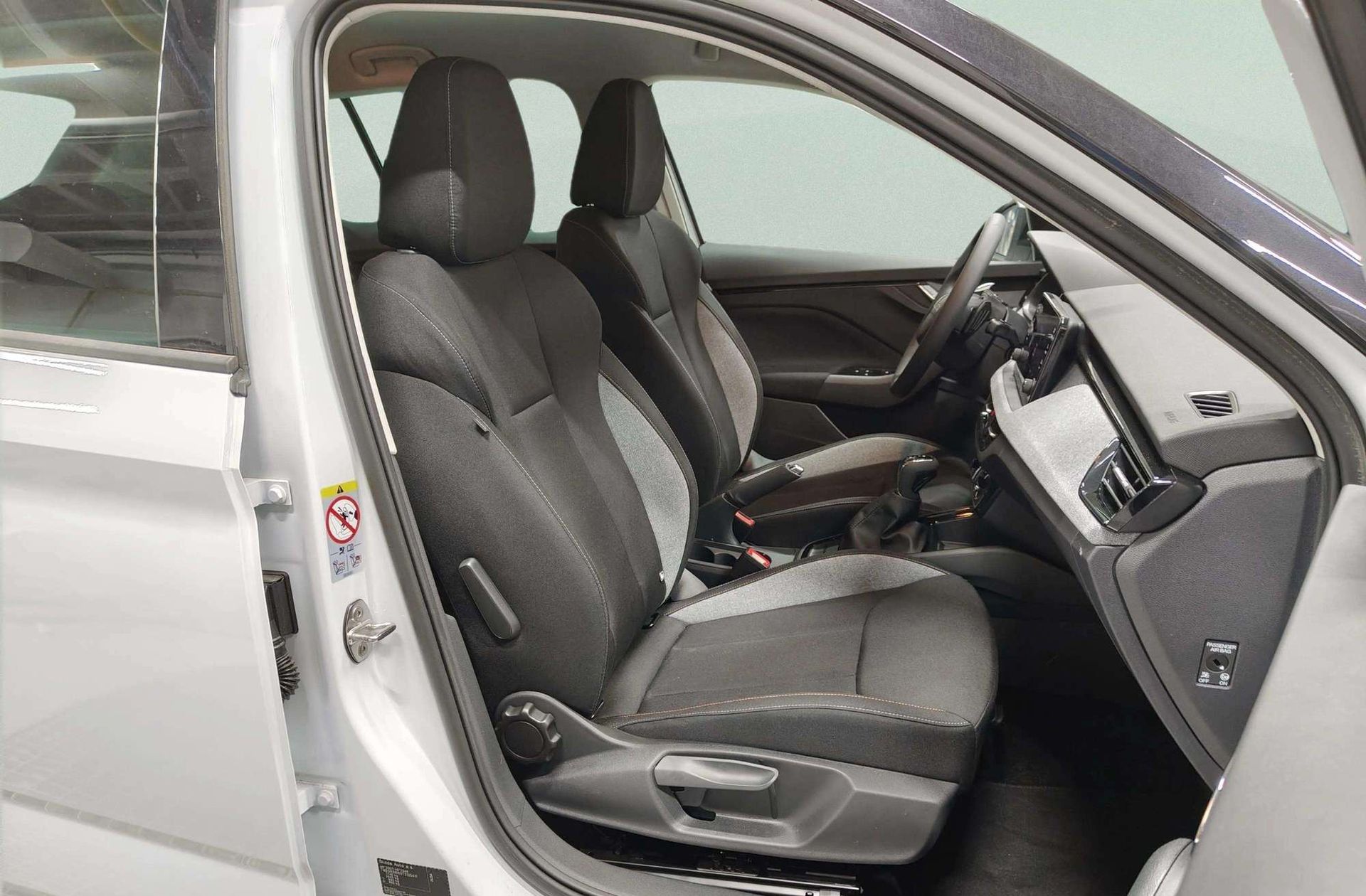 Škoda Kamiq 1.0 TSI Selection DSG - foto 20