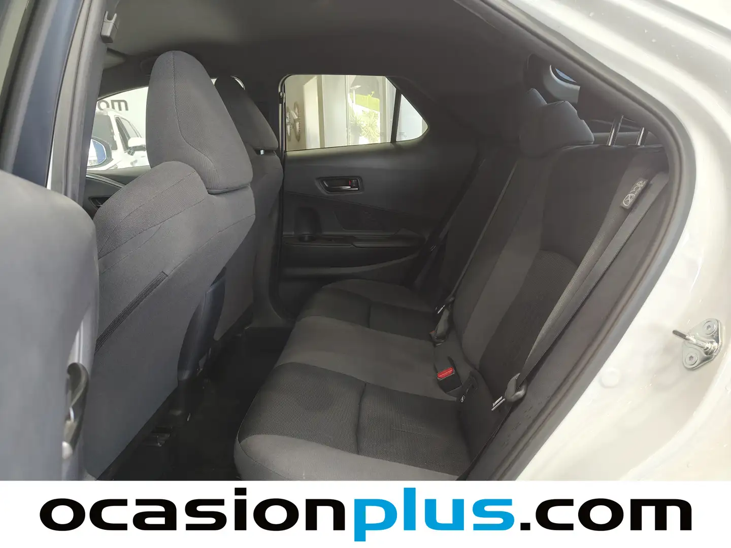 Foto Toyota C-HR Toyota C-HR 200H Advance (184 CV)