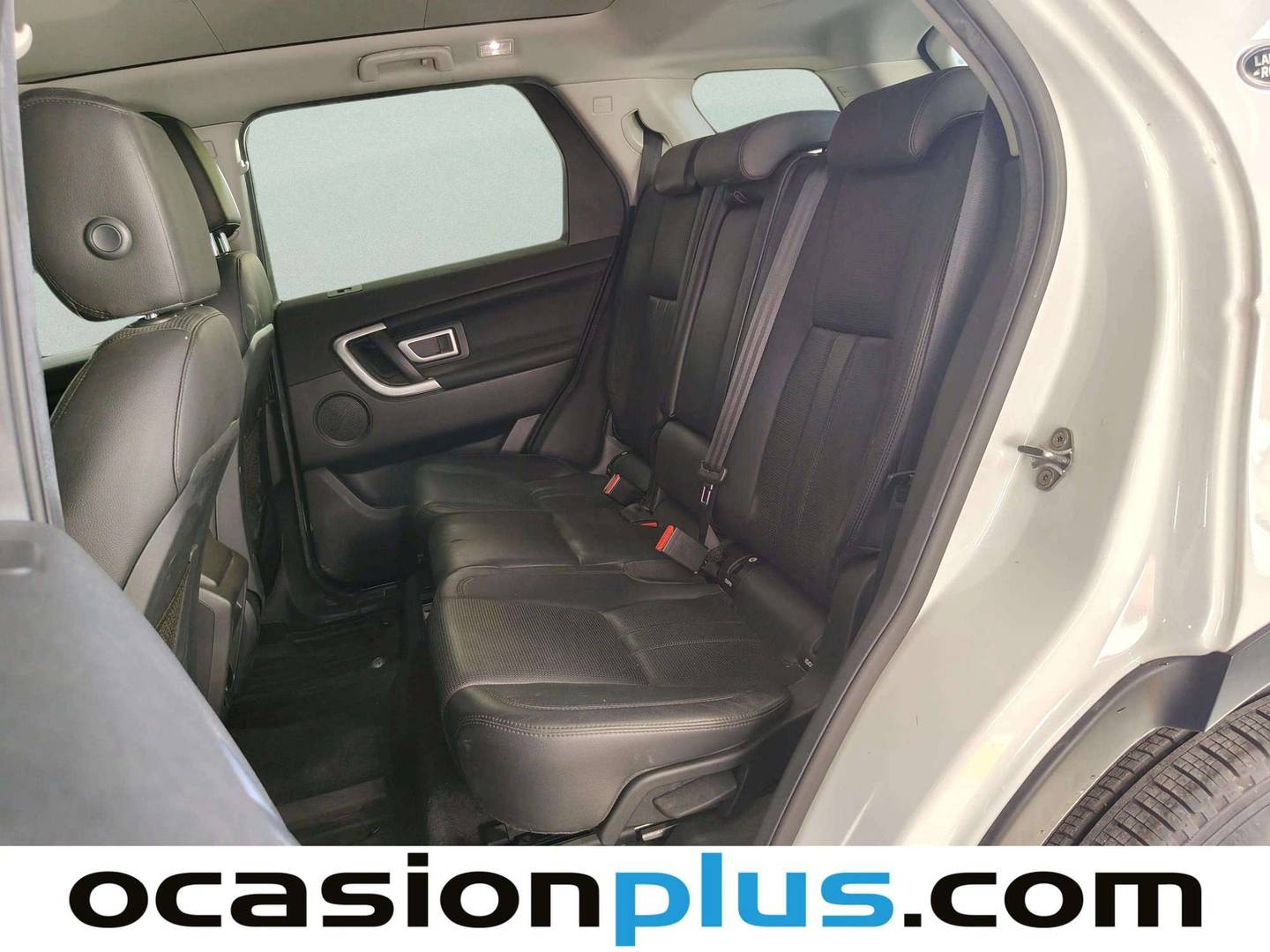 Foto asientos traseros Land Rover Discovery Sport Land Rover Discovery Sport 2.0L TD4 HSE 4x4 (150 CV)