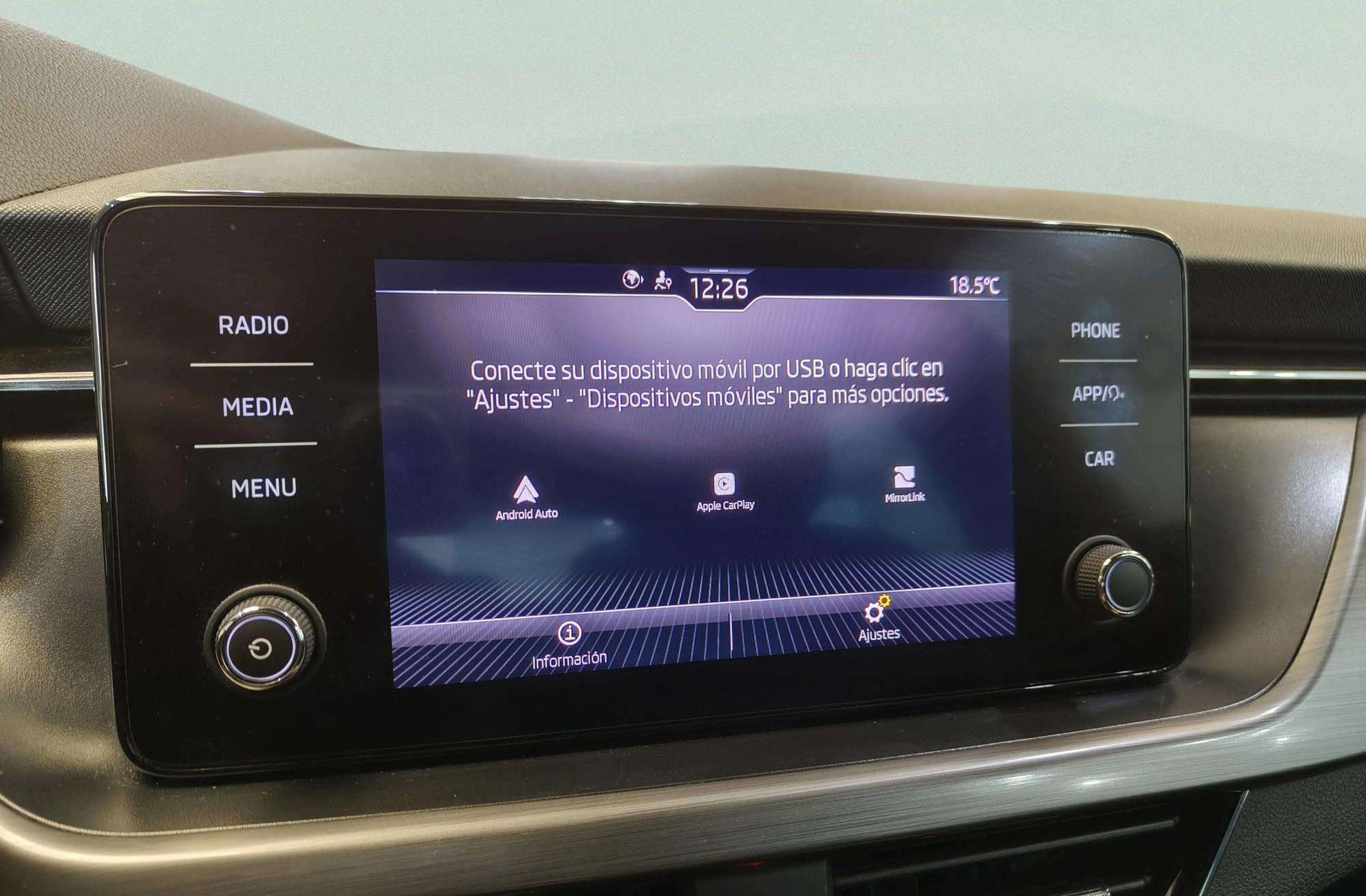 Škoda Kamiq 1.0 TSI Scout - foto 8