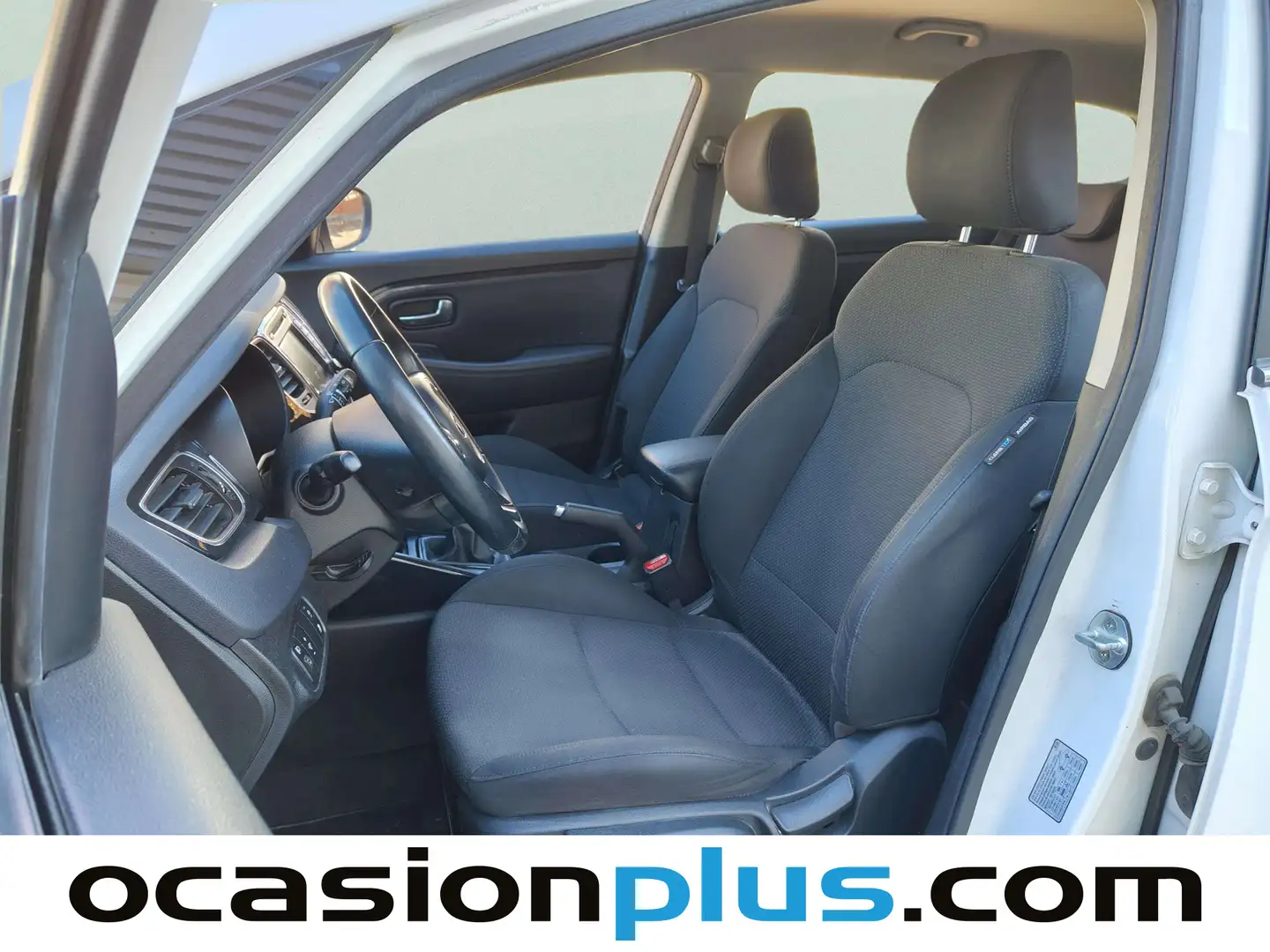 Foto KIA Carens Kia Carens 1.6 GDi UEFA Euro 2016 Eco-Dynamics (135 CV)