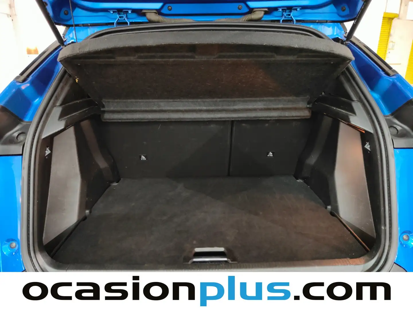 Foto Peugeot 2008 Peugeot 2008 PureTech 130 S&S GT EAT8 (130 CV)